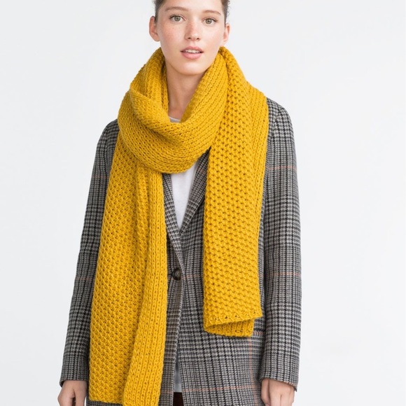 Mustard Yellow Ribbed Scarf - Picture 7 of 7